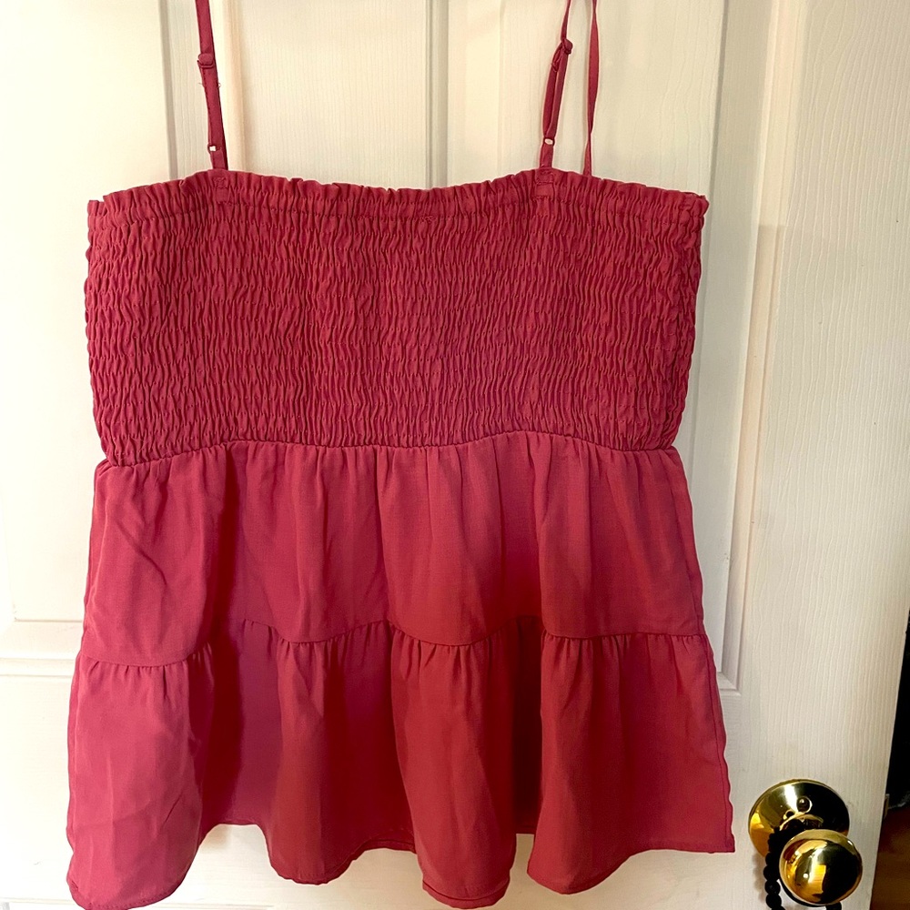 Maroon tank